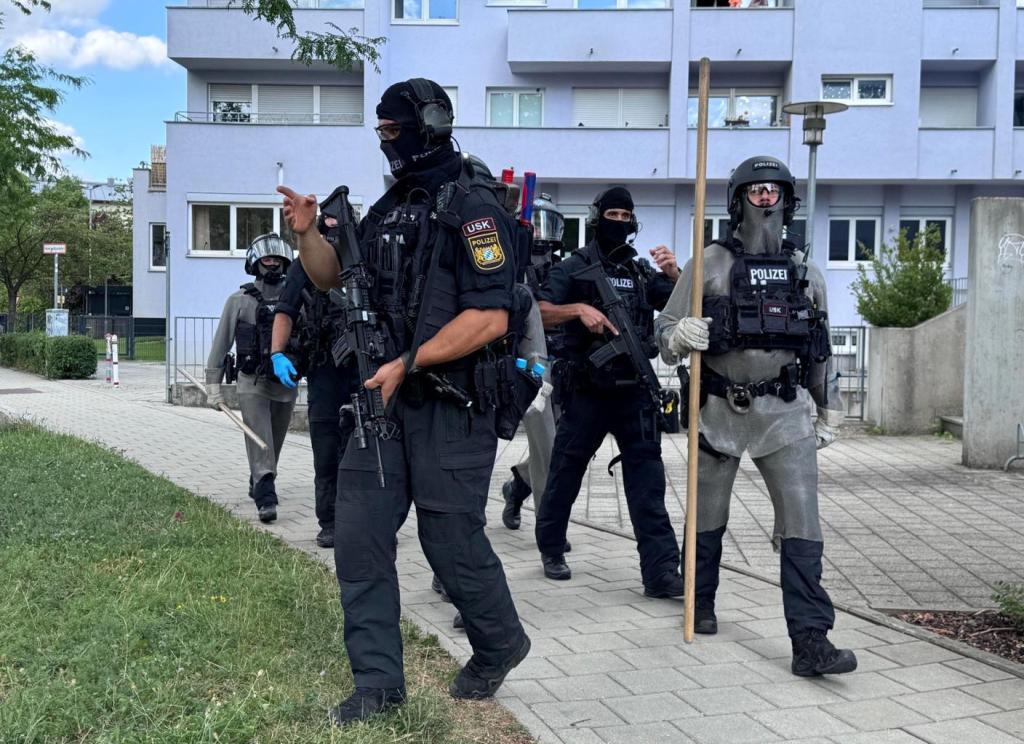 43459817-die-polizei-hat-den-taeter-inzwischen-festgenommen-OZ7d.jpg